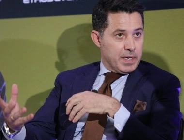 Ν.Μανιαδάκης: «Πώς θα μπορούσα να διαφύγω από τη στιγμή που με παρακολουθούν ένα μάτσο πράκτορες της ΕΥΠ;»